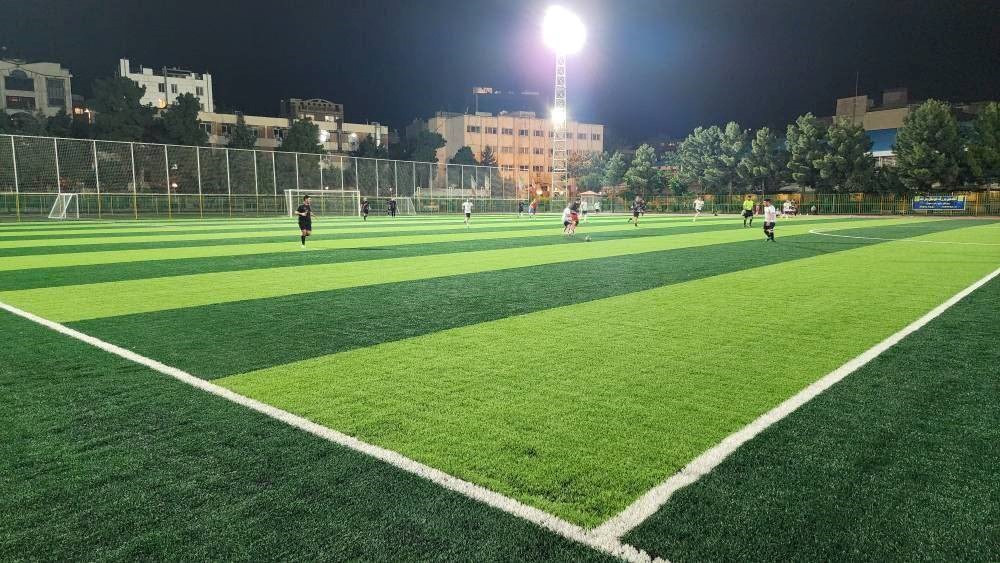 استادیوم شهید کشوری- زمین چمن