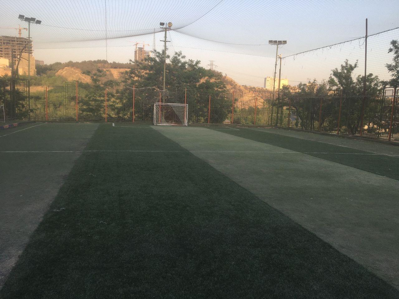 تصویر مجموعه ورزشی زمین چمن باغ‌ راه فدک - نمای سوم